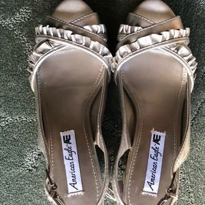 American Eagle Pewter Wedge” Sandals